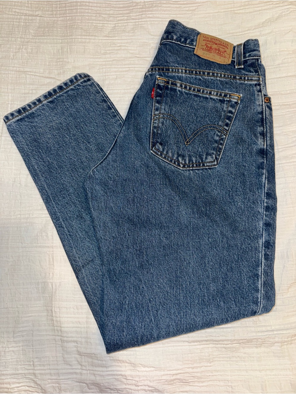 Levi's Men's Medium Blue Straight Jeans with Red Tab